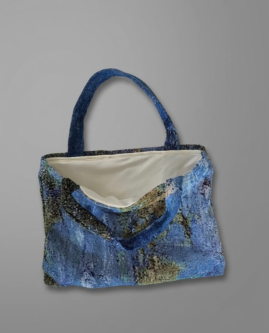 Water Lilly Tote Bag