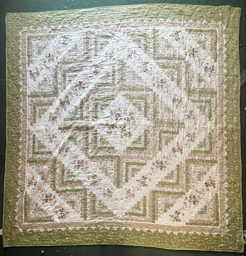 Log Cabin Barn Raise Quilt